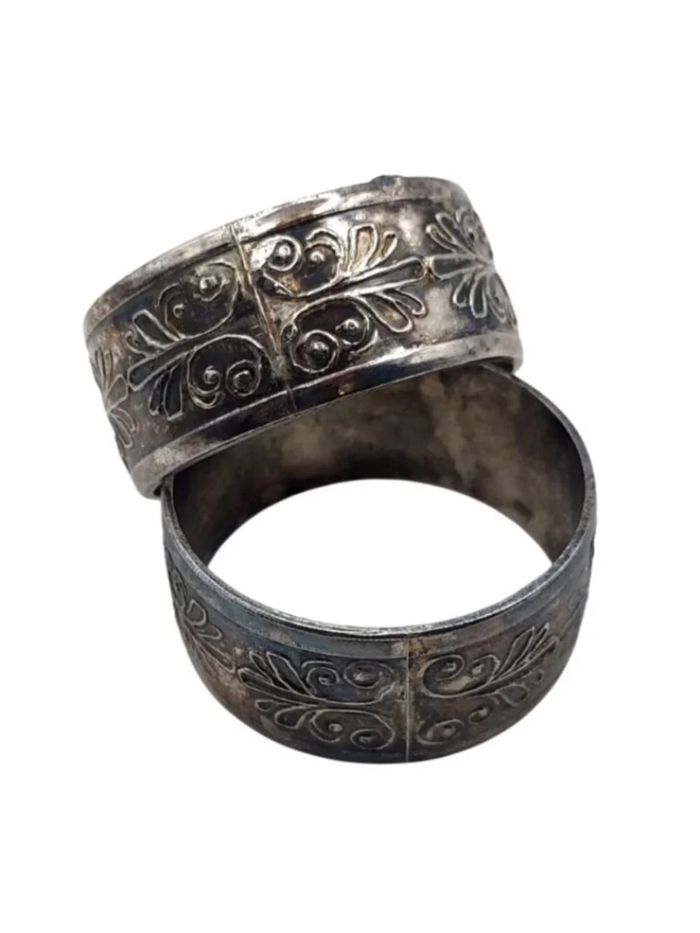 Napkin Rings Silver Plated Embossed Celtic Scroll Victorian Set Of 2 Vintage